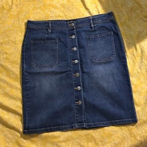 Above knee jean skirt